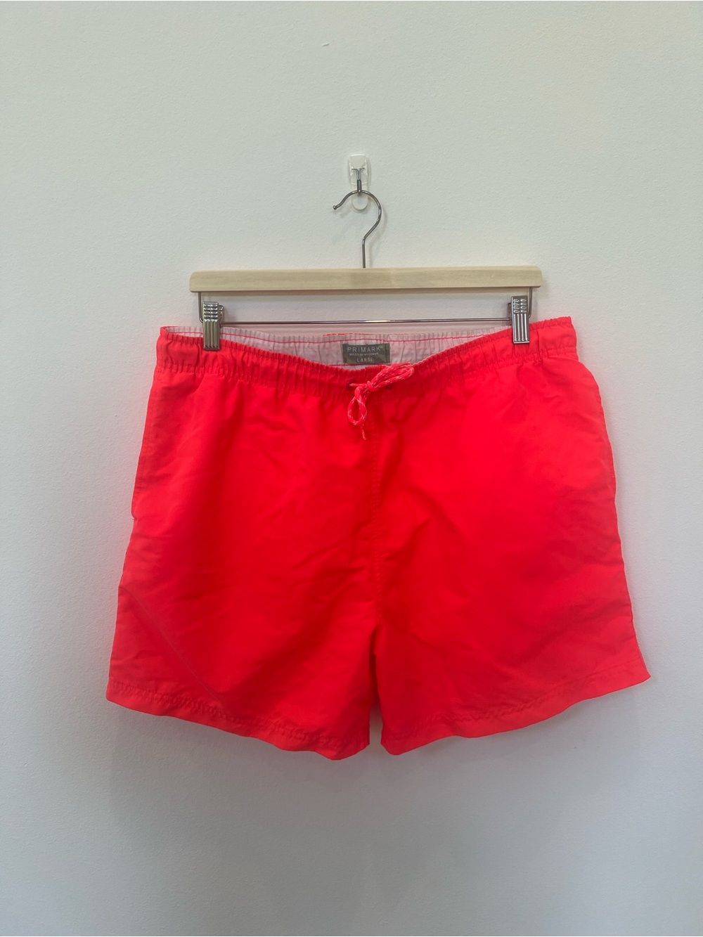 Men's Primark Size Large Neon Coral Swim Trunks w/ Pockets and Mesh Liner